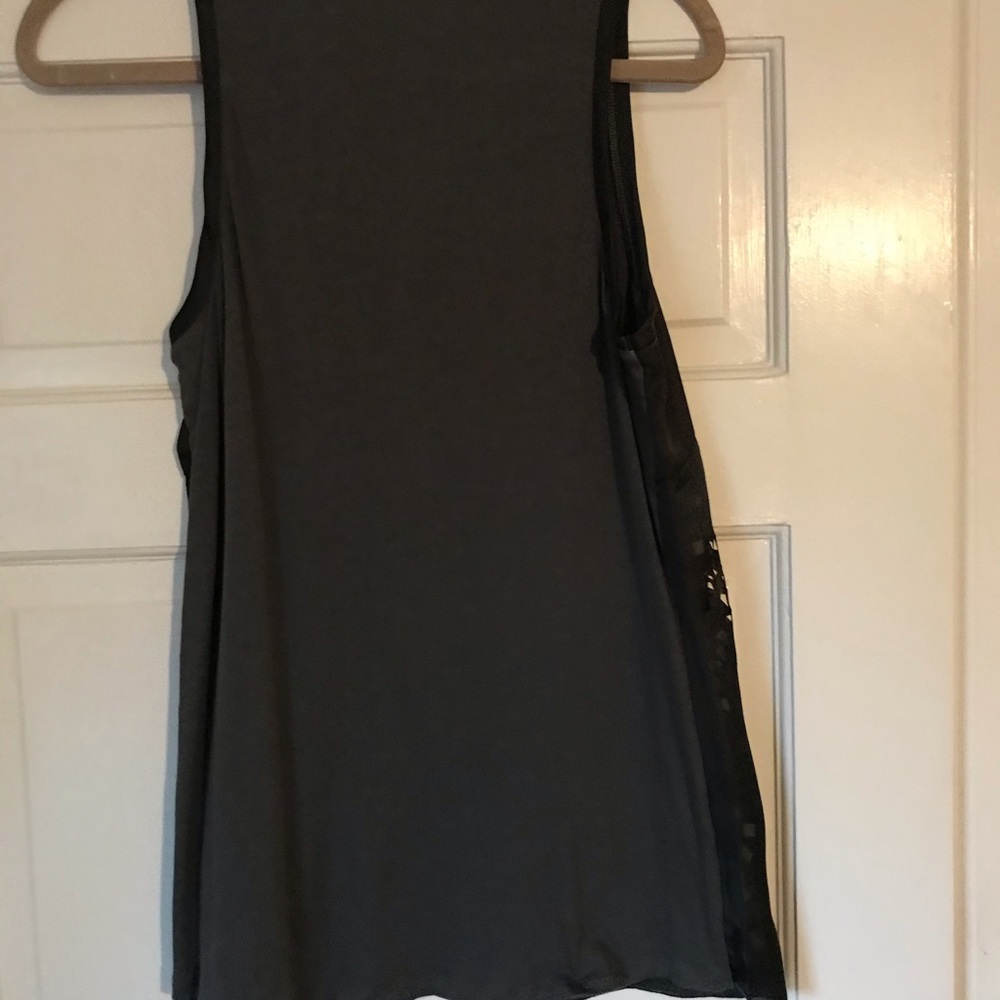 Small loose fitting grey tank